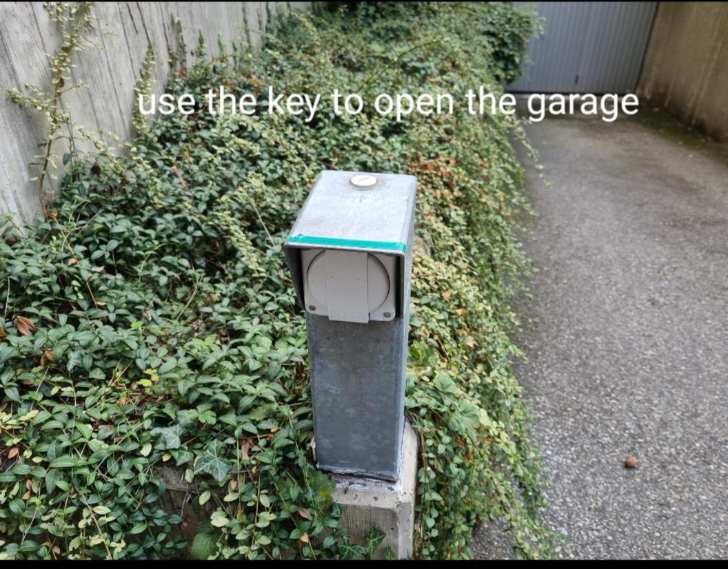 Appartement Avec Terrasse シオン エクステリア 写真